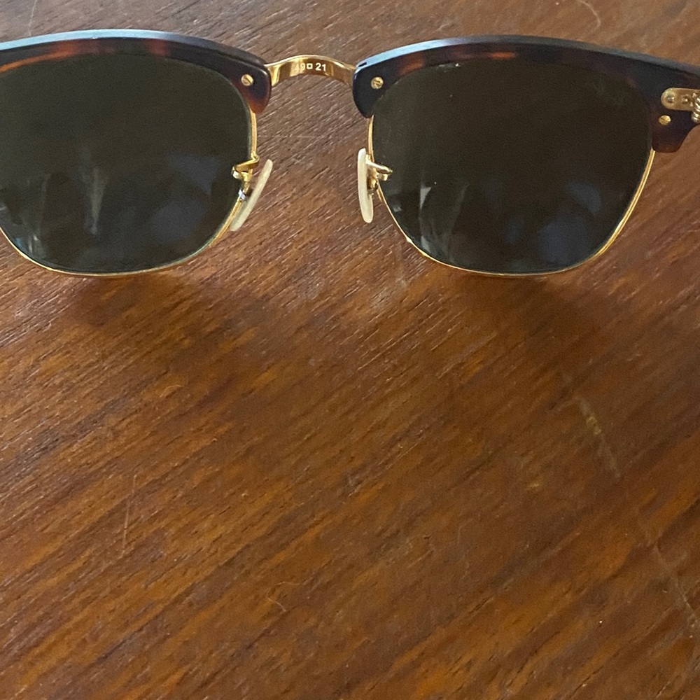 Sunglasses - image 2